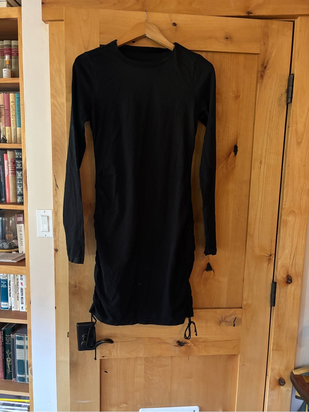 Black Long Sleeve Bodycon Dress with Side Tie